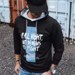 Dstreet Černá mikina s atraktivním potiskem a kapucí